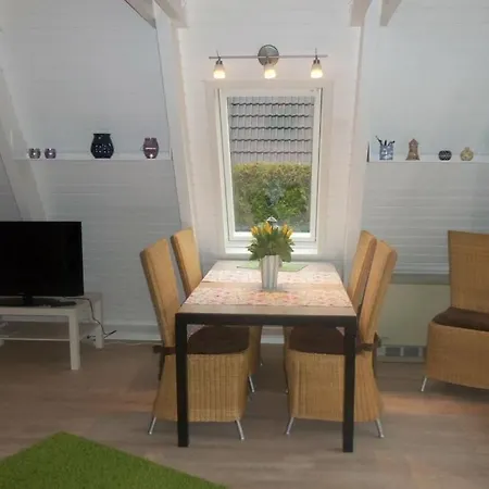 In With Swimming Pool *